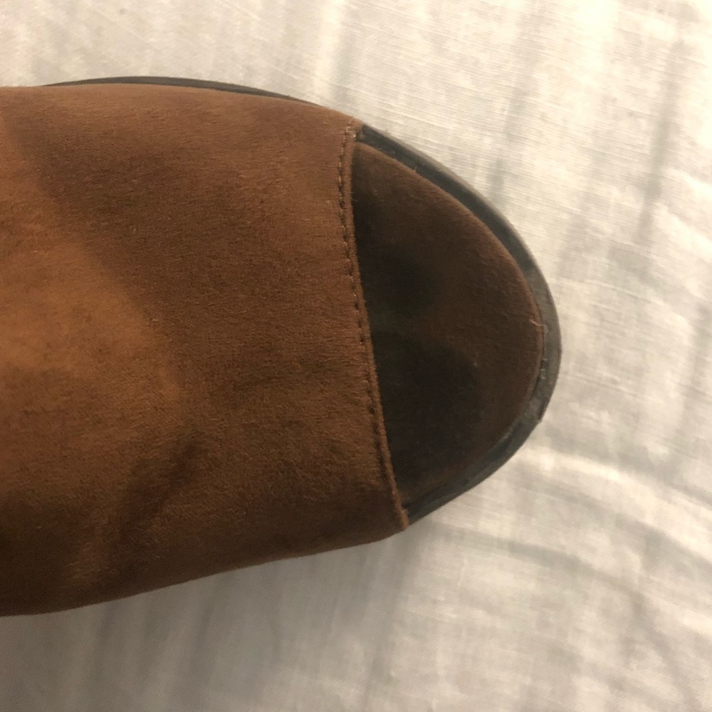 Carlos Santana brown suede zip bootie 7 - Picture 4 of 4